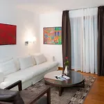 Gostinjska kuća Alba 4*