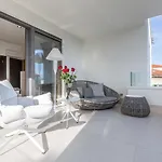 Alba Split