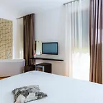 Alba 4* Split