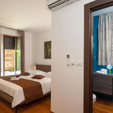 Guest house Alba 4*