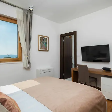 Guest house Alba 4*