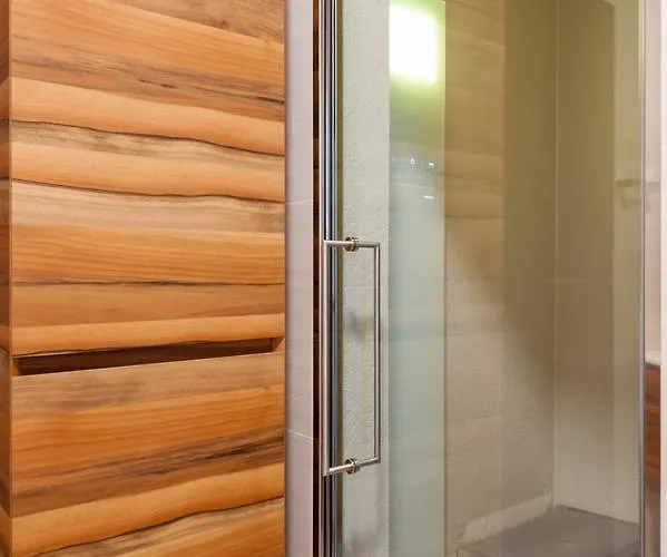 Alba Πανσιόν Σπλιτ