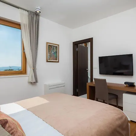 Gasthuis Alba 4*